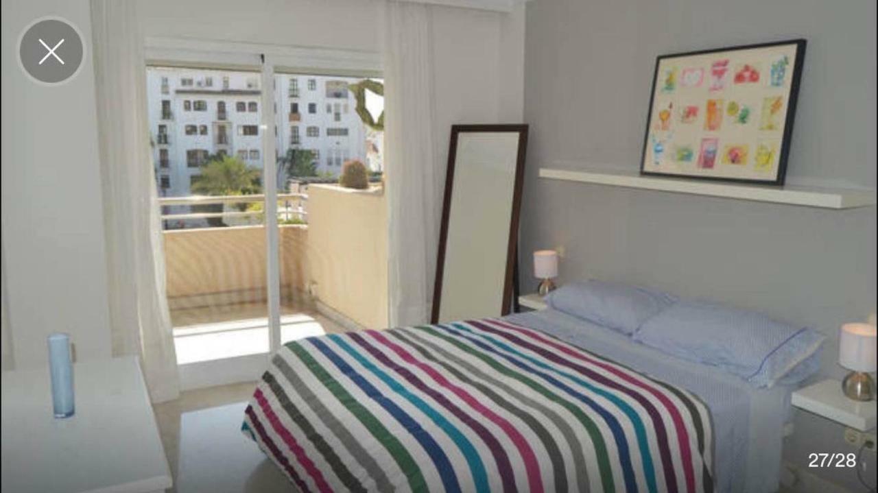 Center Puerto Banus -3 Bedrooms *